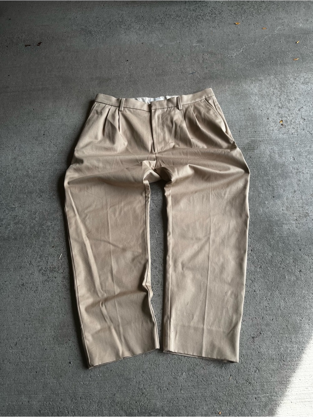 Banana Republic Beige Pleated Chino Trousers